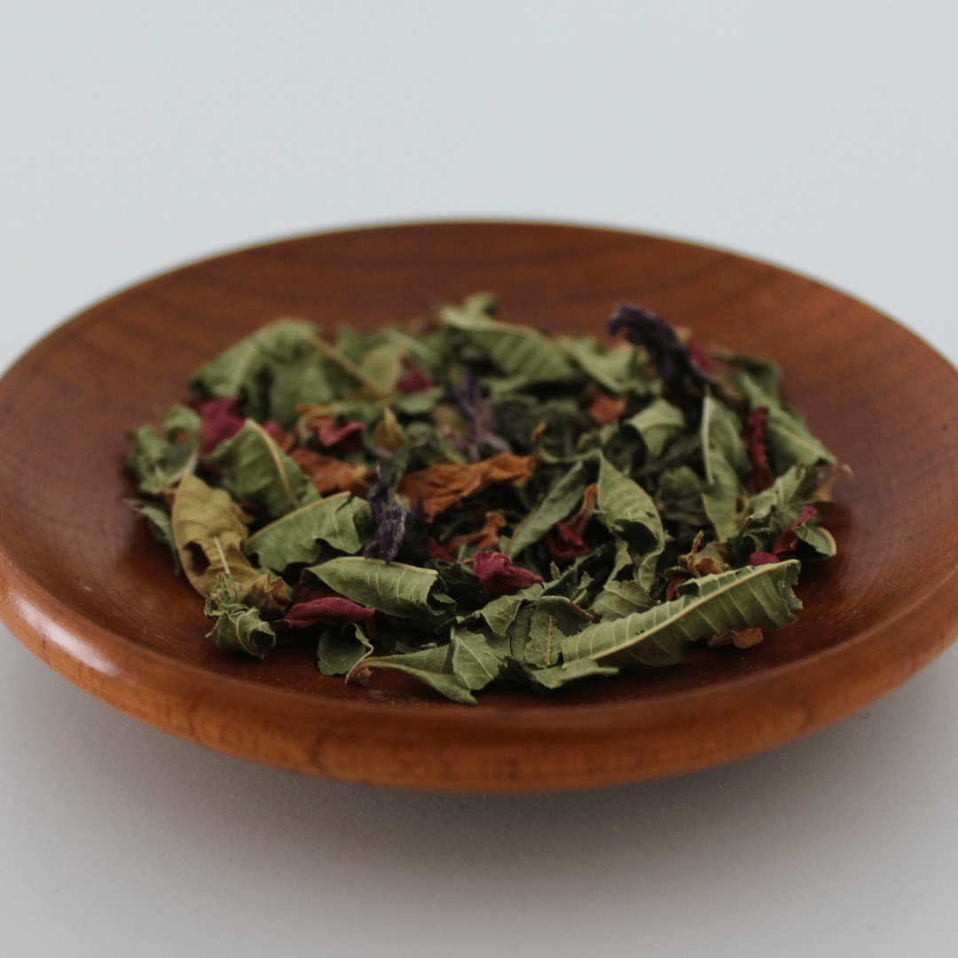 BERRY LEAF BLEND - urtete fra Nordic Sip